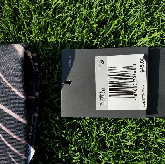 NIKE Sport Bra - Picture 4 of 4